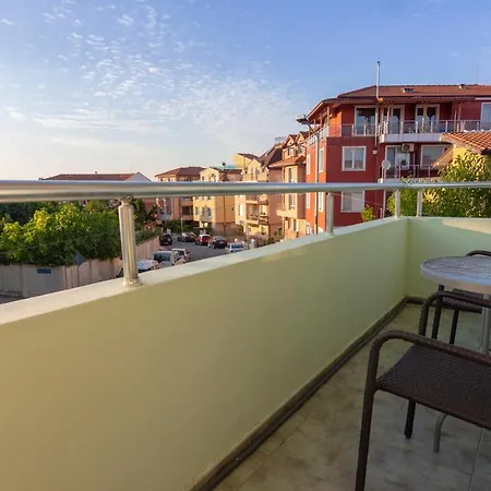 Sunny Dream צרבו