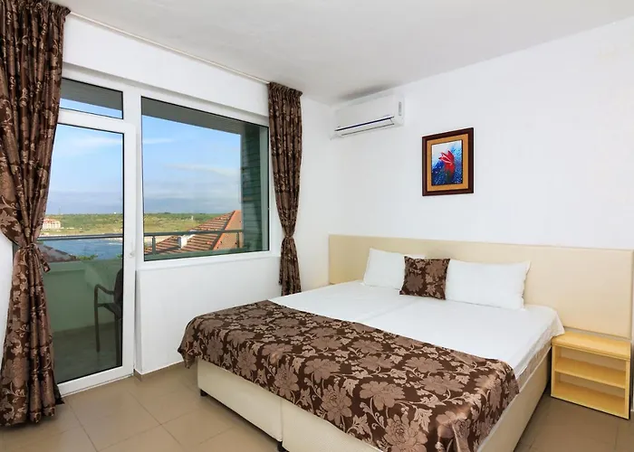 Sunny Dream Affittacamere Tsarevo